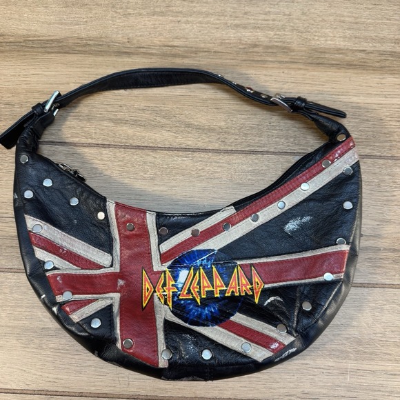 *RARE* DEF LEPPARD ROCK OF AGES WILSON LEATHER PURSE SHOULDER BAG GRUNGE Grommet - Picture 2 of 13